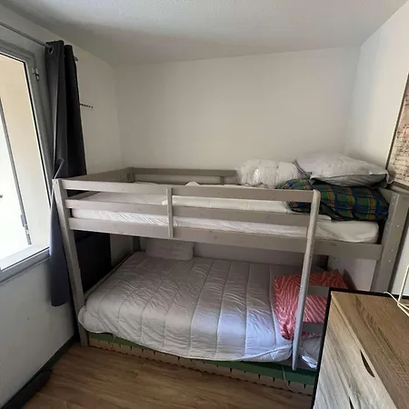 T2 Avec Jardinet, Piscine, Tennis, Parking Prive, A 1 Km De La - Fr-1-702-68 Apartament Agde